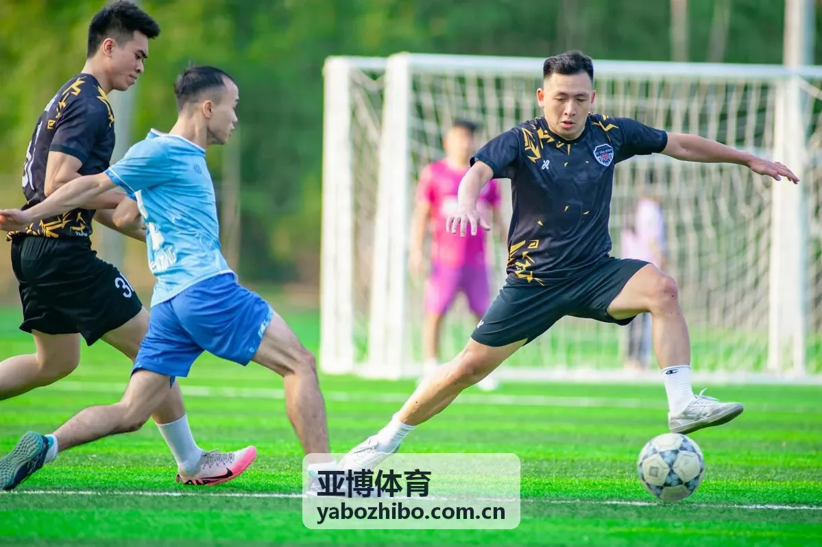 亚博体育运动人物接受赛后采访